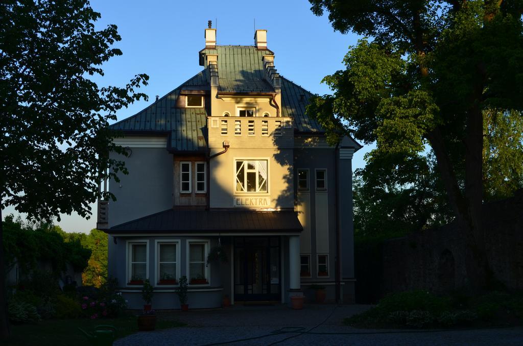 Penzion Vila Elektra Бехинє Екстер'єр фото